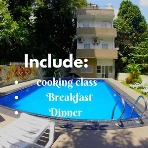 https://kandy-hostel-by-backpack-lanka.kandyhotelsnow.com